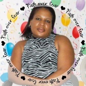 Meet your Posher, Neila